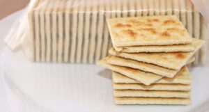 saltine crackers